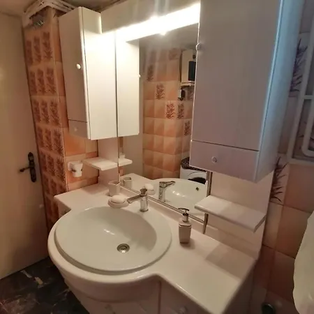 Apartment House Of Giannis And Aristi Kavala